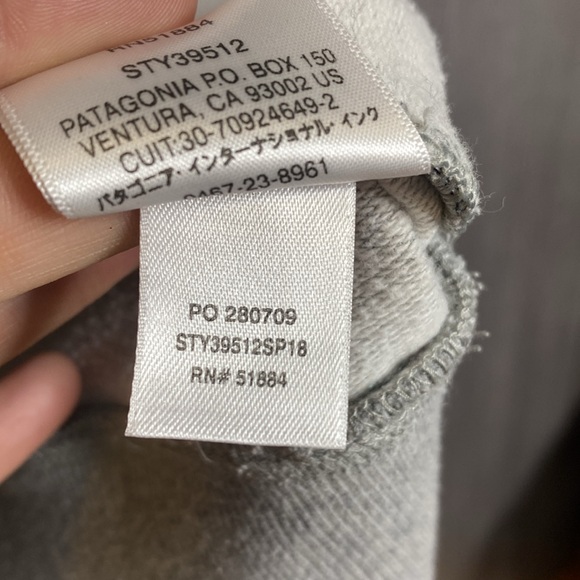 SOLD Patagonia Fitz Roy Frostbite Midweight Crew Sweatshirt - Picture 6 of 7